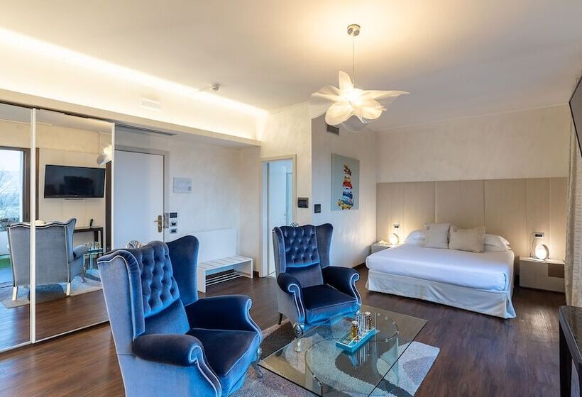 سوییت, Salus Terme   Adults Only