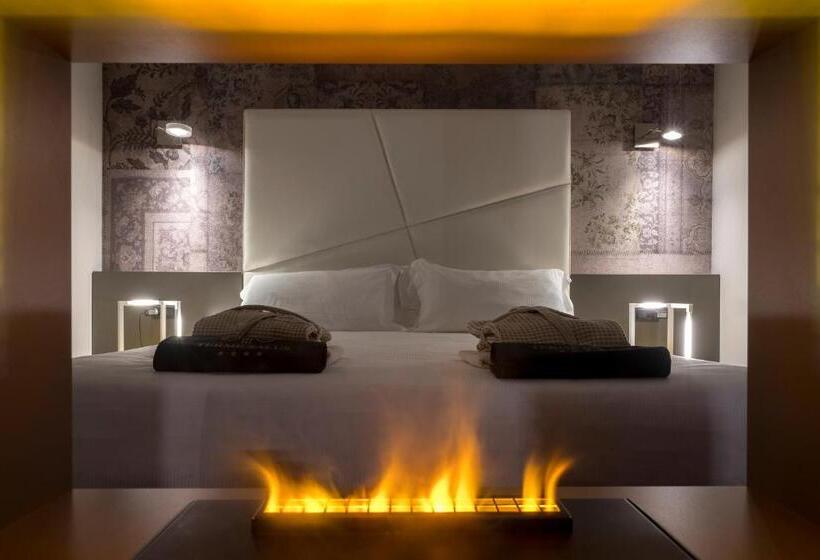 سوییت جونیور, Salus Terme   Adults Only