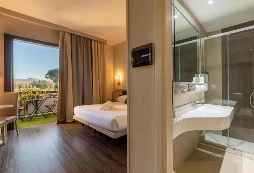 اتاق لوکس با چشم‌انداز استخر, Salus Terme   Adults Only