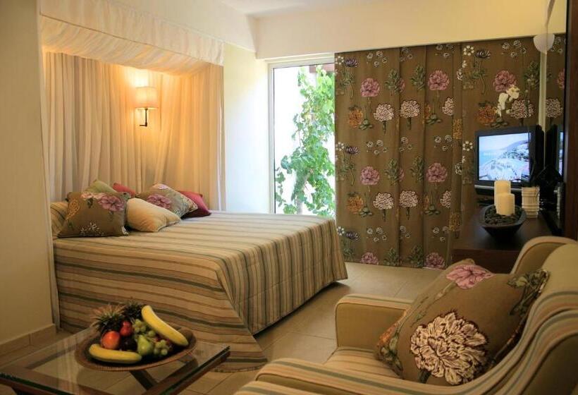 ویلای استاندارد با چشم‌انداز باغ, Aquila Elounda Village Resort, Suites & Spa
