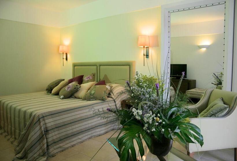 ویلای استاندارد با چشم‌انداز باغ, Aquila Elounda Village Resort, Suites & Spa