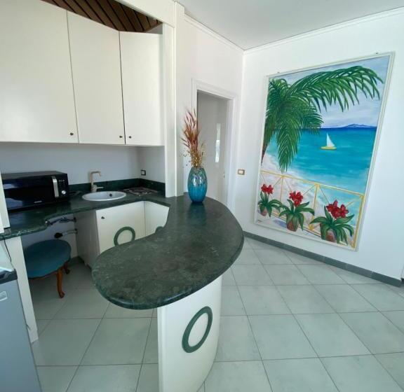 1 Bedroom Penthouse Apartment, Solemar Beach & Beauty Spa