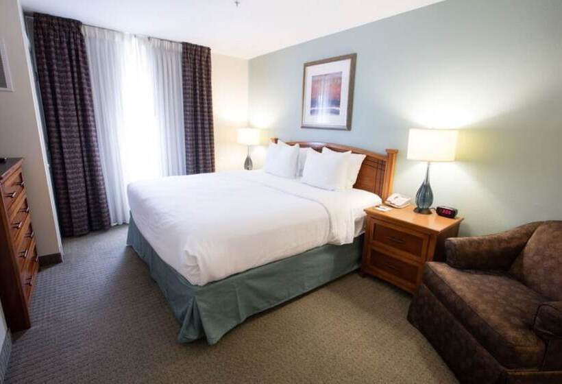 סוויטה מותאמת לאדם עם מוגבלויות, Staybridge Suites Houston West   Energy Corridor, An Ihg