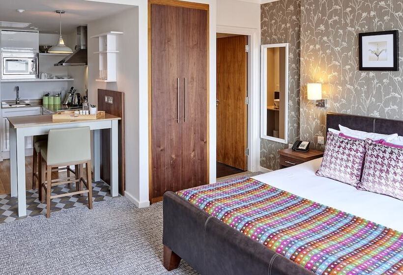 استودیوی استاندارد, Staybridge Suites Liverpool, An Ihg