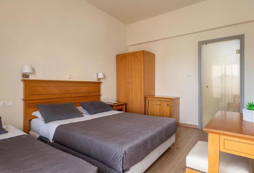 اتاق استاندارد سه نفره, City Plus Rhodes