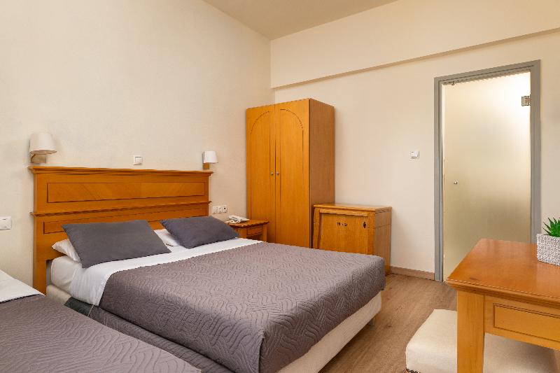 اتاق استاندارد سه نفره, City Plus Rhodes