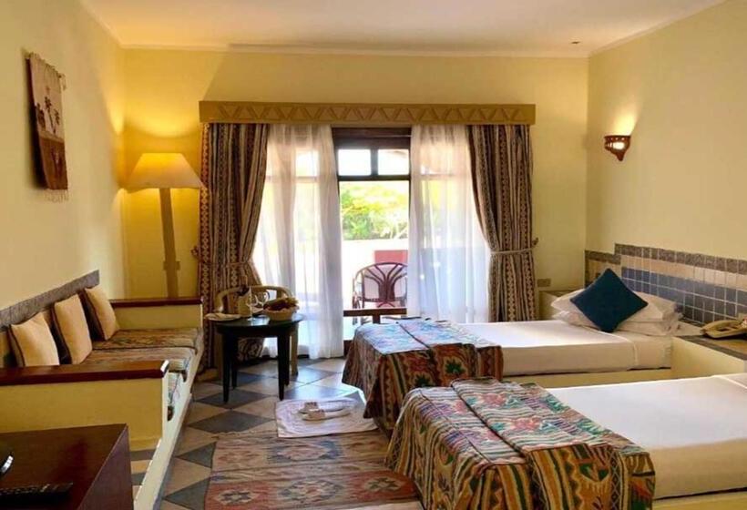 اتاق استاندارد با چشم‌انداز باغ, Tropitel Dahab Oasis