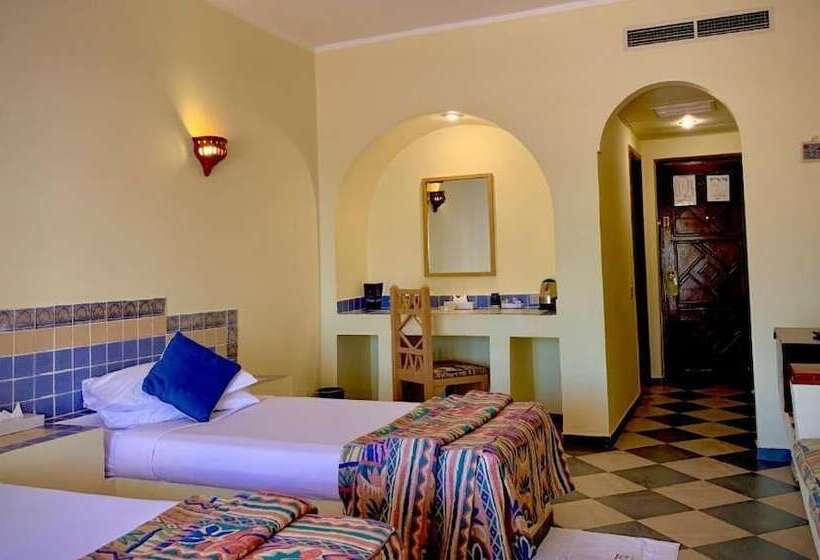 Quarto Economy, Tropitel Dahab Oasis