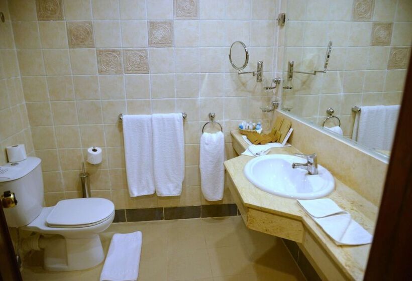 اتاق استاندارد با چشم‌انداز باغ, Tropitel Dahab Oasis
