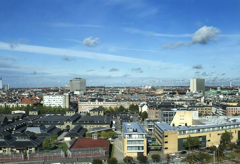 اتاق خانوادگی, Wakeup Copenhagen  Carsten Niebuhrs Gade