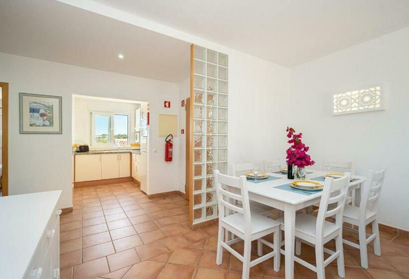 带2个卧室的高级公寓, Quinta Do Morgado  Apartamentos Turisticos Monte Da Eira