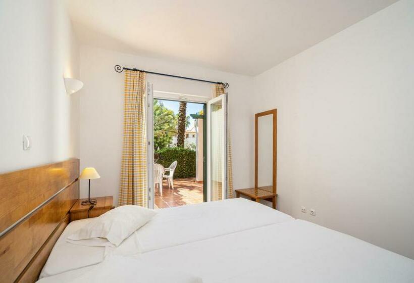 带2个卧室的高级公寓, Quinta Do Morgado  Apartamentos Turisticos Monte Da Eira