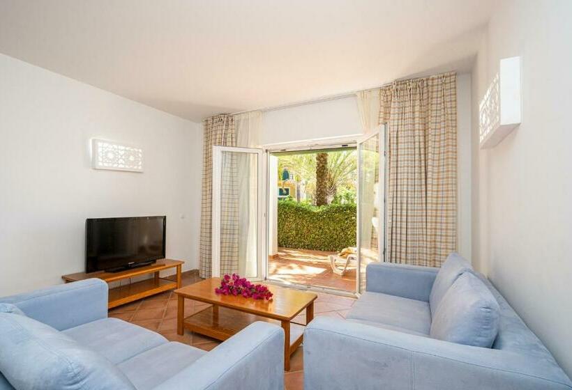 带2个卧室的高级公寓, Quinta Do Morgado  Apartamentos Turisticos Monte Da Eira