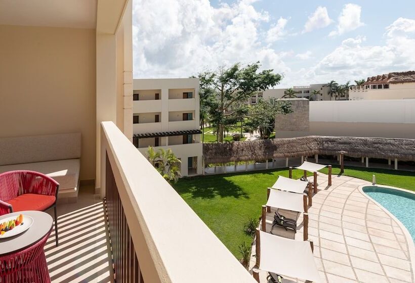 Junior Suite with Views, Hyatt Ziva Riviera Cancun Allinclusive