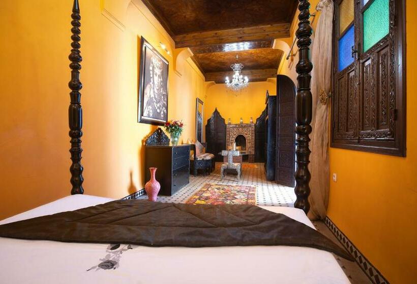 سوییت سوپریور, Riad Ben Tachfine