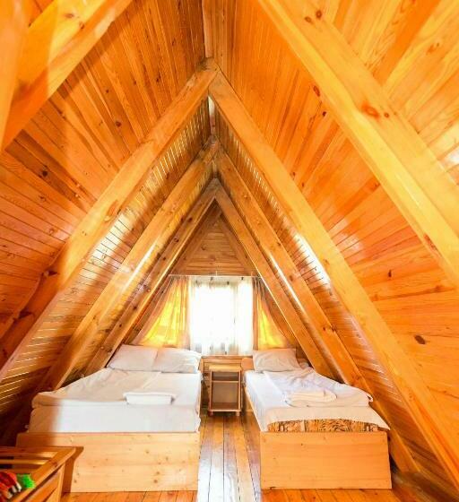 ویلای 2 خوابه, Romantica Forest Guest House