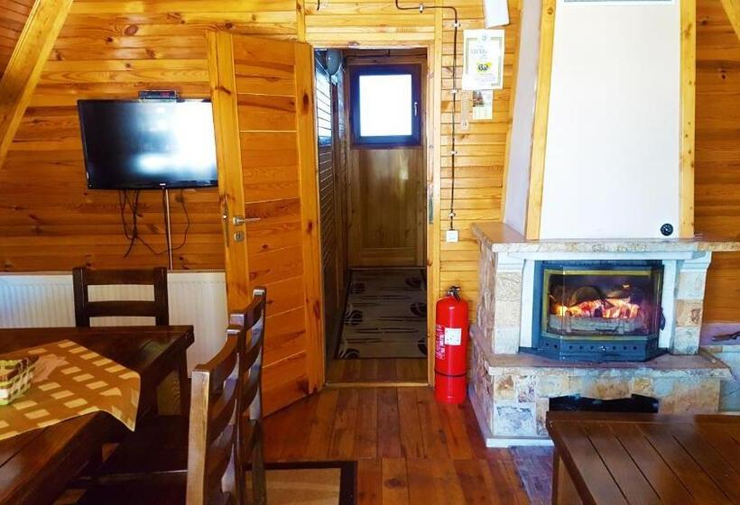 ویلای 3 خوابه, Romantica Forest Guest House