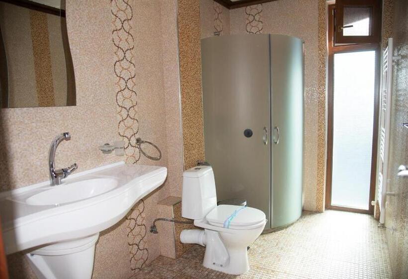 ویلای لوکس 1 خوابه, Romantica Forest Guest House