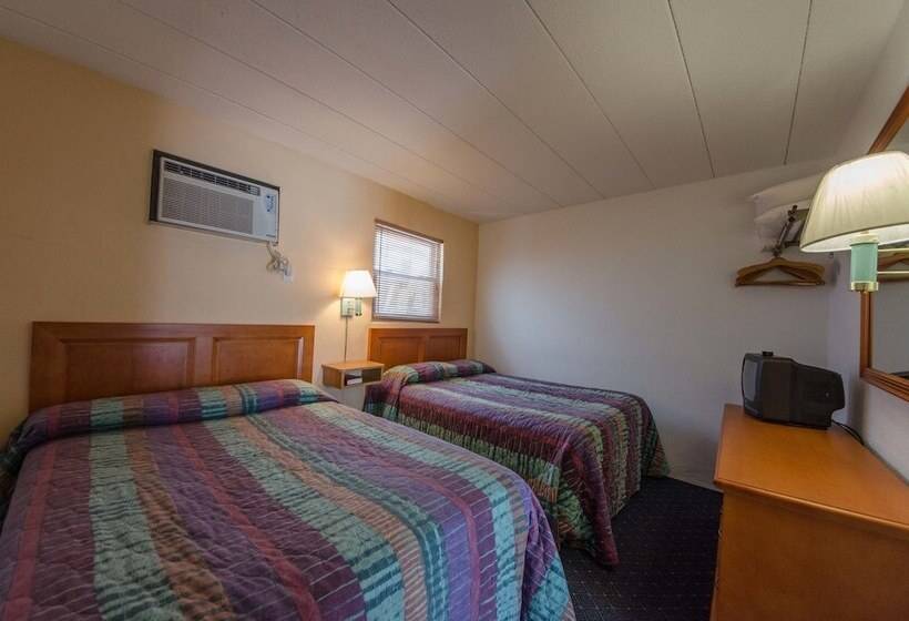 سوییت لوکس, Compass Family Resort