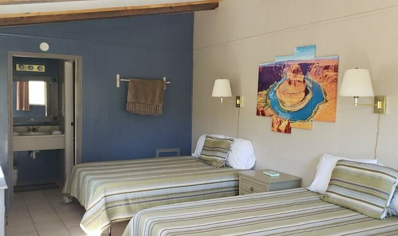 اتاق استاندارد برای معلولان, Terlingua Ranch Lodge