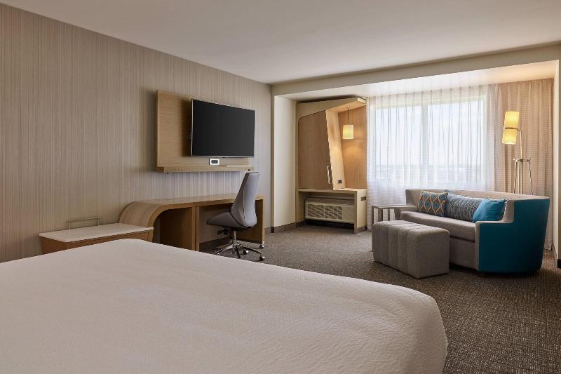 اتاق استاندارد با تخت بزرگ, Courtyard By Marriott Denver Aurora