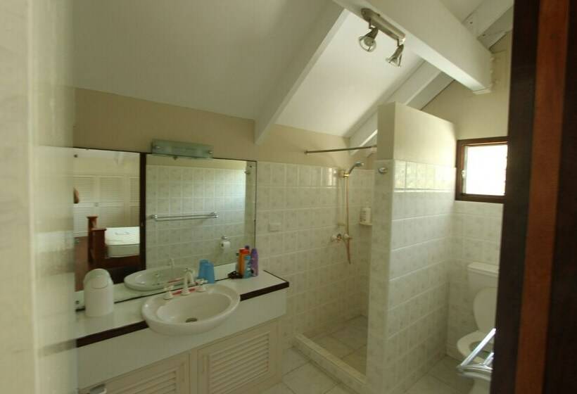 اتاق استاندارد با تخت دو نفره بزرگ, Vila Del Mare