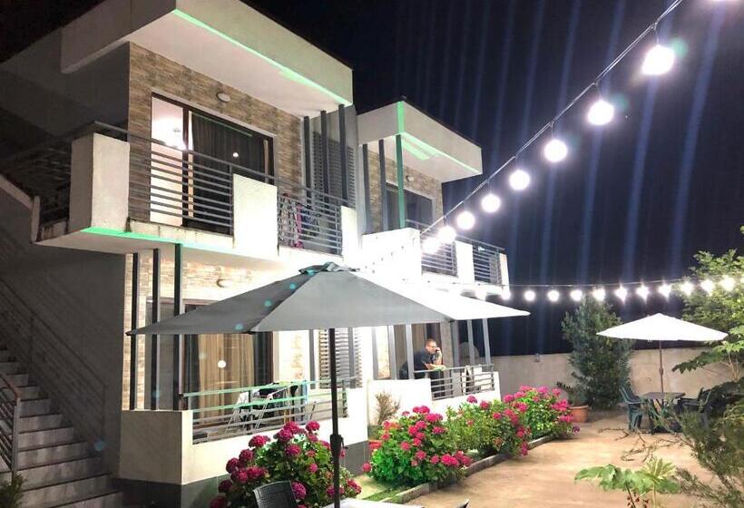خانه 2 خوابه, Apollo Plus Cottages