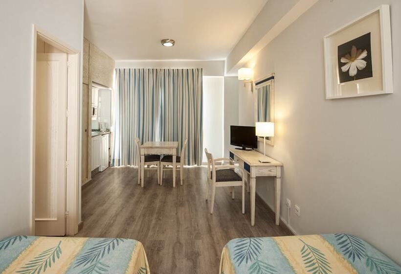 استودیوی استاندارد اینتریور, Apartamentos Colón Playa