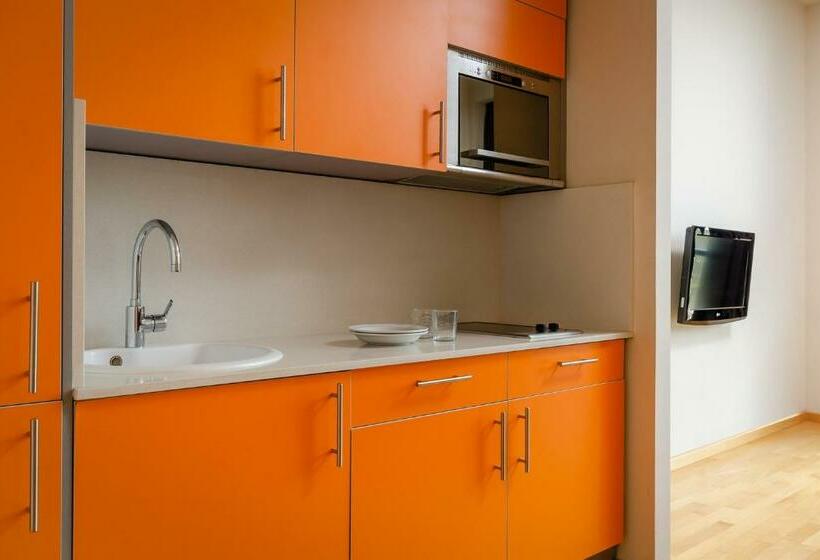 استودیو خانوادگی, Aparthotel Wellness