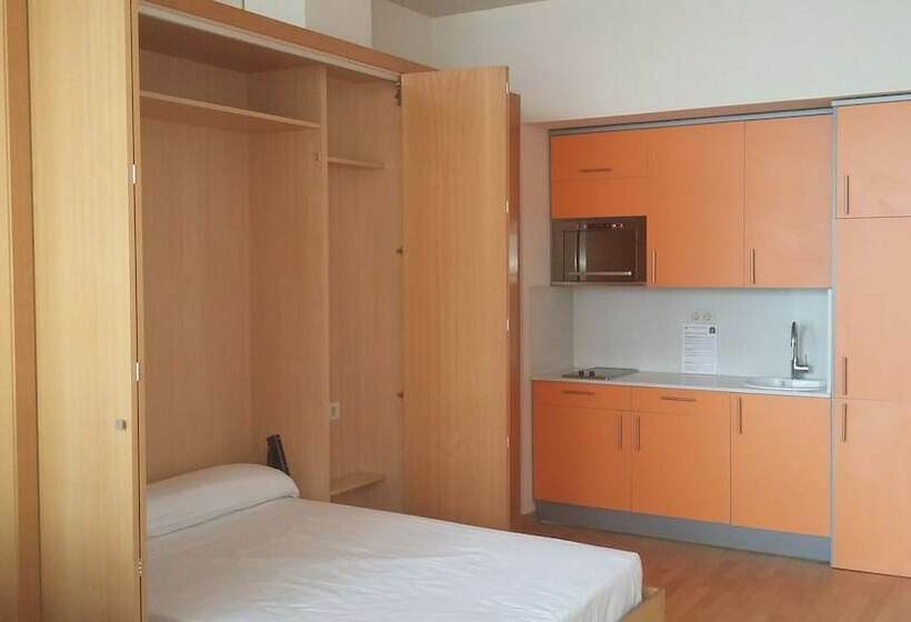 استودیو خانوادگی, Aparthotel Wellness