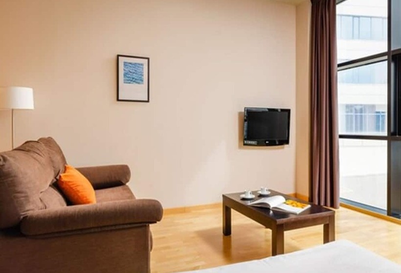 استودیو خانوادگی, Aparthotel Wellness