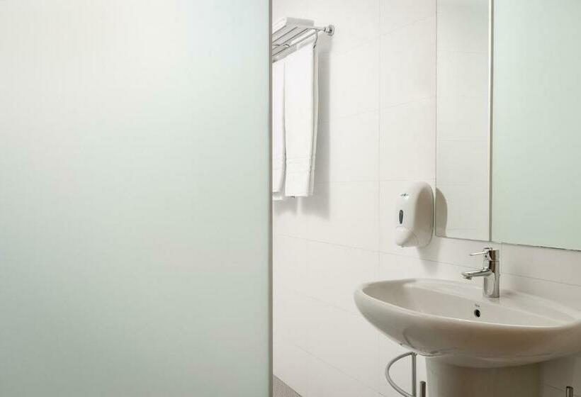 استودیوی استاندارد, Aparthotel Wellness