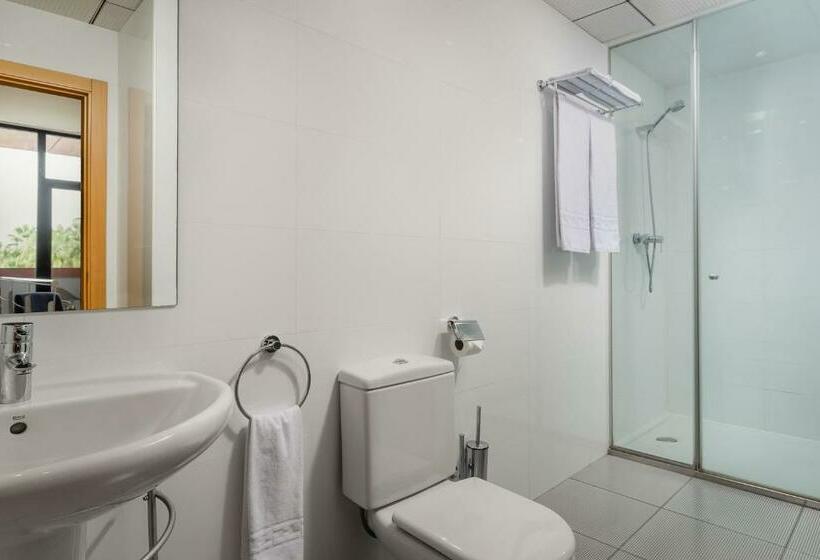 استودیوی استاندارد, Aparthotel Wellness