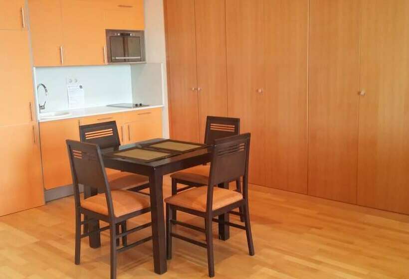 استودیوی استاندارد, Aparthotel Wellness