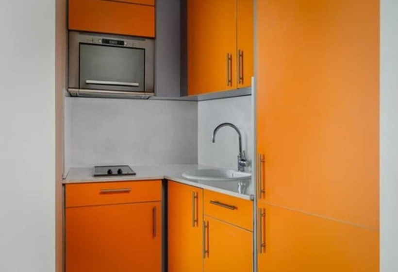 استودیوی استاندارد, Aparthotel Wellness