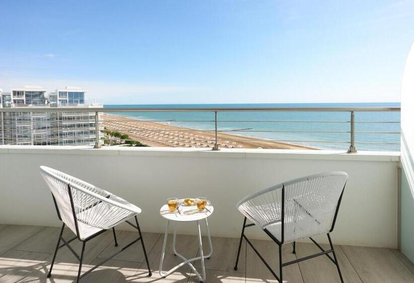 家庭海景房, Adriatic Palace
