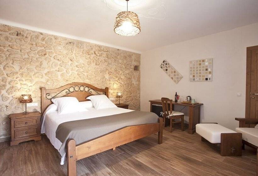 اتاق سوپریور, Agroturismo Es Quatre Cantons