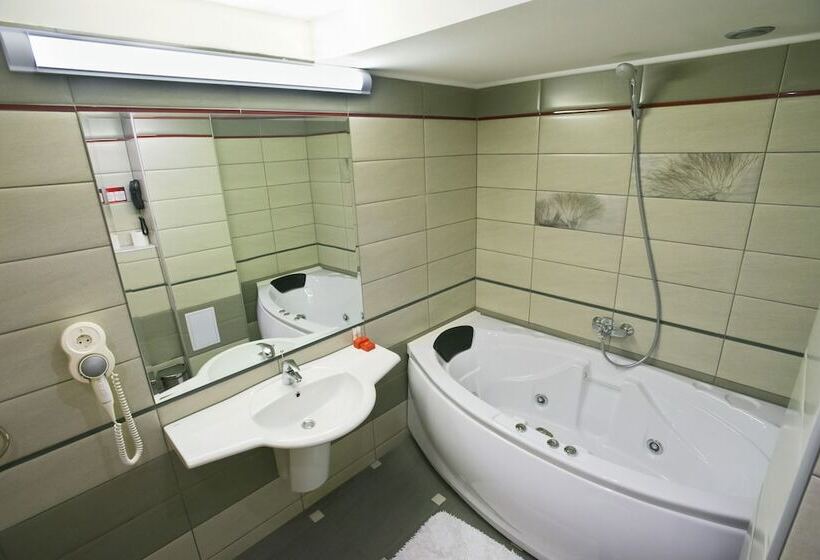 Pokój Executive, Ambient