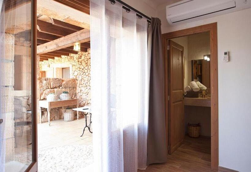 اتاق استاندارد, Agroturismo Es Quatre Cantons