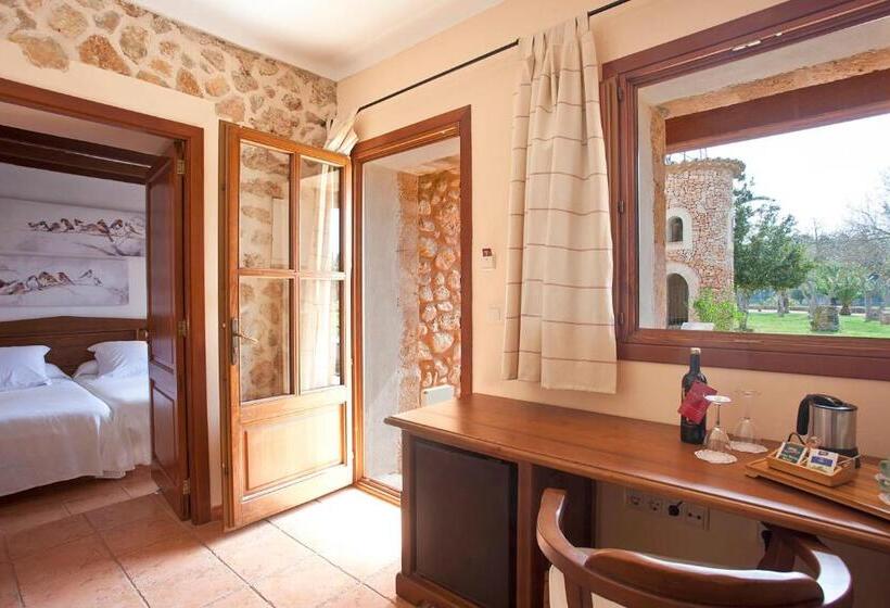 اتاق سوپریور, Agroturismo Es Quatre Cantons