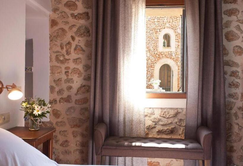 اتاق سوپریور, Agroturismo Es Quatre Cantons