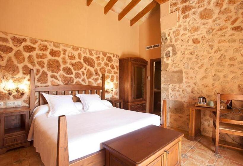 اتاق سوپریور, Agroturismo Es Quatre Cantons