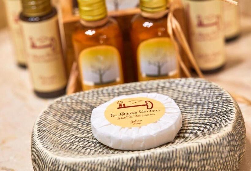 سوییت خانوادگی, Agroturismo Es Quatre Cantons