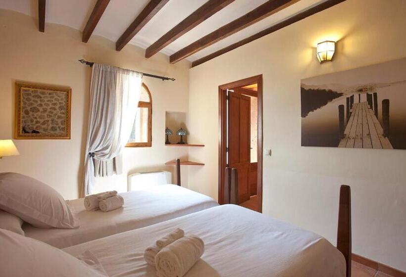 سوییت خانوادگی, Agroturismo Es Quatre Cantons