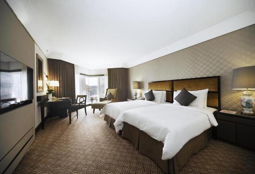 Deluxe Room King Size Bed, Grand Millennium Kuala Lumpur