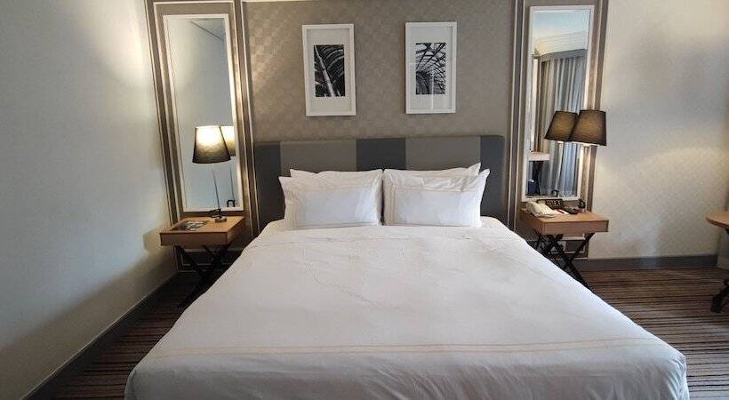 اتاق کلاب, Grand Millennium Hotel Kuala Lumpur