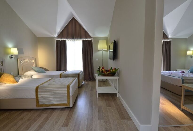 اتاق خانوادگی, Greenwood Kemer Resort