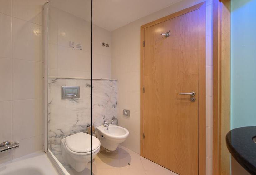 اتاق استاندارد, Holiday Inn Express Lisbon Airport, An Ihg