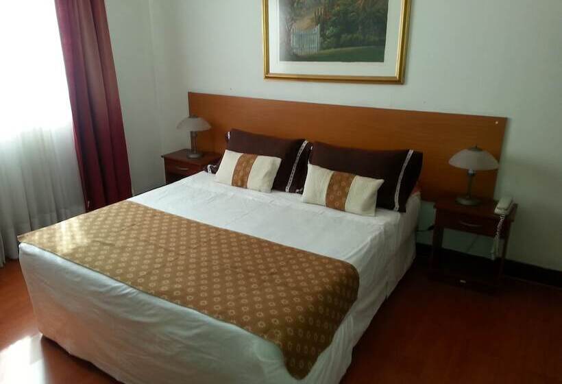 اتاق استاندارد, Quito