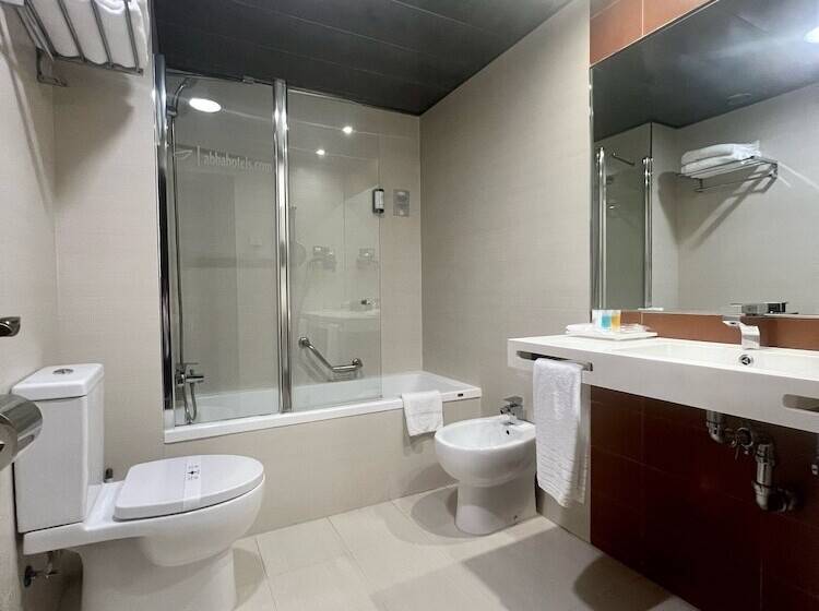 اتاق استاندارد, Turia Granada